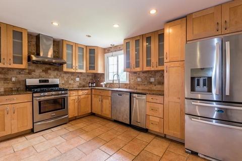 201 Common St, Dedham, MA 02026 photo 12
