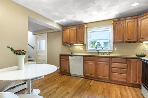 27 Riverside St, Danvers, MA 01923 photo 8