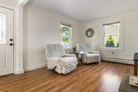 27 Riverside St, Danvers, MA 01923 photo 5