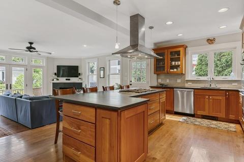 53 Evans Rd, Marblehead, MA 01945 photo 4