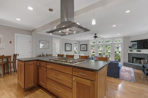 53 Evans Rd, Marblehead, MA 01945 photo 5