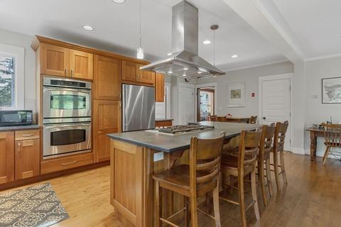 53 Evans Rd, Marblehead, MA 01945 photo 3