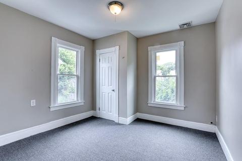 24 Webster St, Springfield, MA 01104 photo 16