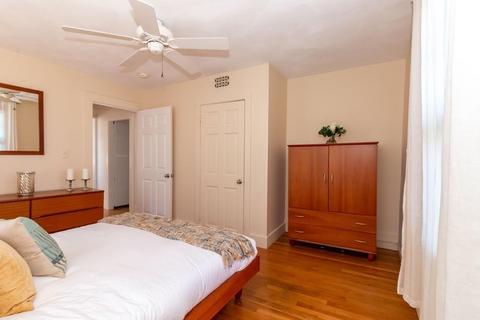 3 Circle St #2, Marblehead, MA 01945 photo 9