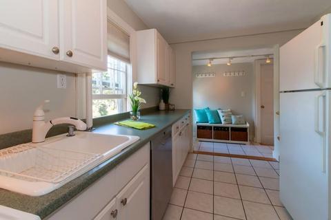 3 Circle St #2, Marblehead, MA 01945 photo 14
