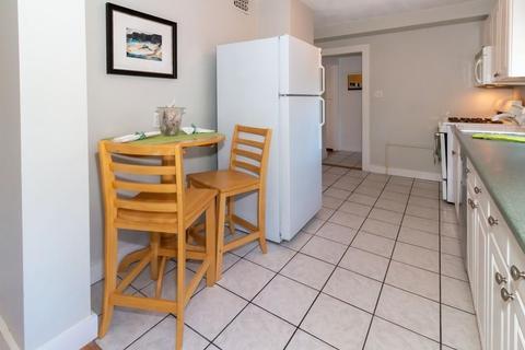 3 Circle St #2, Marblehead, MA 01945 photo 11