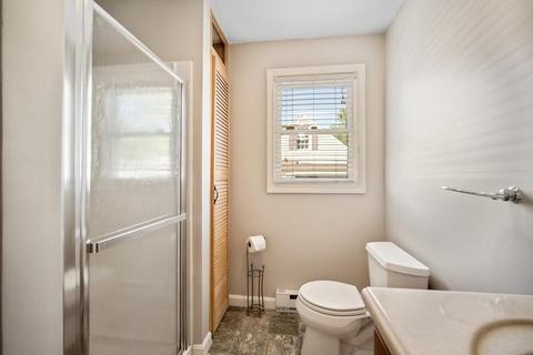 276 Gresham St, Springfield, MA 01119 photo 14