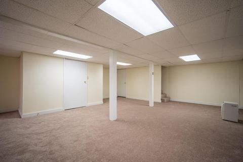 276 Gresham St, Springfield, MA 01119 photo 26