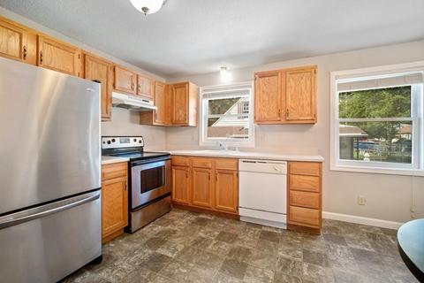 276 Gresham St, Springfield, MA 01119 photo 6