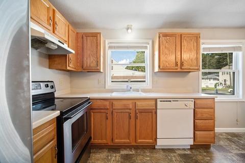 276 Gresham St, Springfield, MA 01119 photo 8