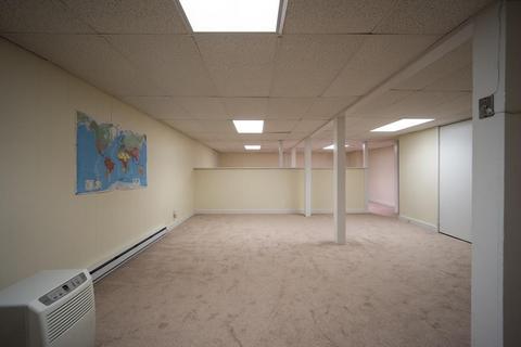 276 Gresham St, Springfield, MA 01119 photo 21
