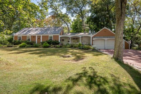 36 Highland St, Webster, MA 01570 photo 2