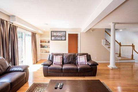 205 Captain Eames Cir #205, Ashland, MA 01721 photo 11