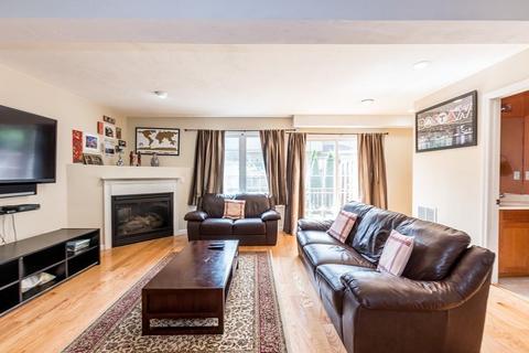 205 Captain Eames Cir #205, Ashland, MA 01721 photo 8