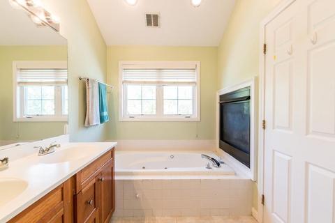 205 Captain Eames Cir #205, Ashland, MA 01721 photo 15