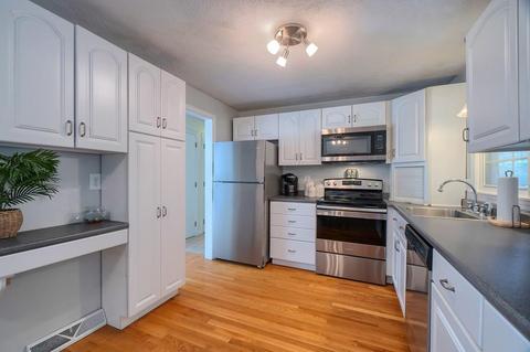7 Hickory Dr, Townsend, MA 01469 photo 12