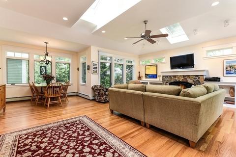384 Hillcrest Rd, Needham, MA 02492 photo 10