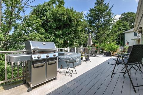 384 Hillcrest Rd, Needham, MA 02492 photo 37