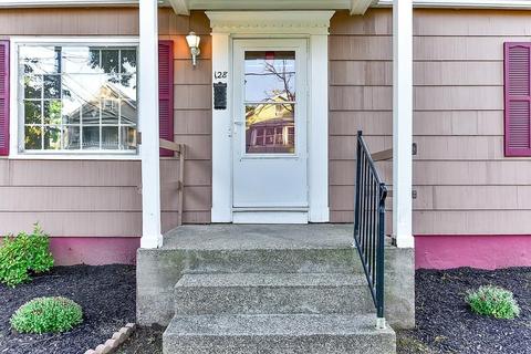 128 Carver St, Springfield, MA 01108 photo 3