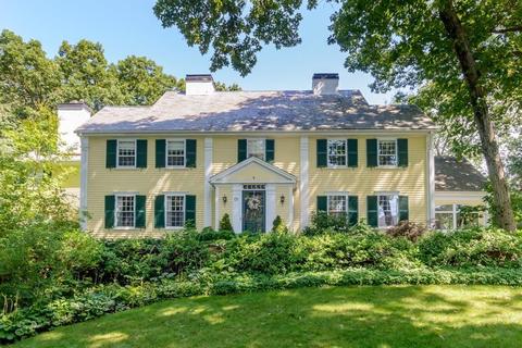 81 Arnold Rd, Wellesley, MA 02481 photo 1