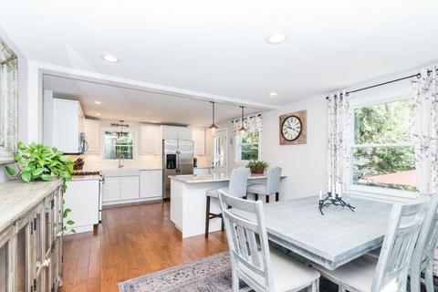 5 Todd Dr, Townsend, MA 01469 photo 8