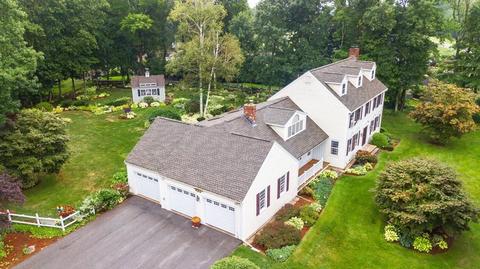 2 Maple Ave, Atkinson, NH 03811 photo 1