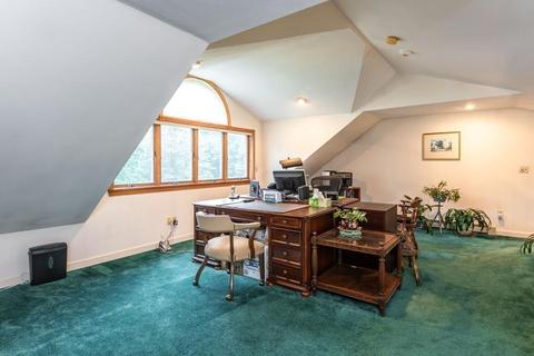 2 Maple Ave, Atkinson, NH 03811 photo 34