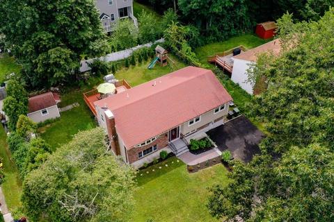34 Endicott St, Dedham, MA 02026 photo 3