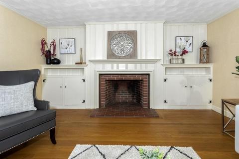 5 Jere Rd, Reading, MA 01867 photo 9