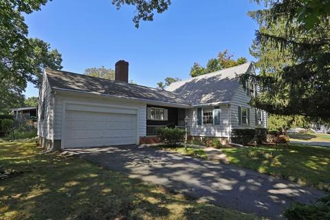5 Jere Rd, Reading, MA 01867 photo 2