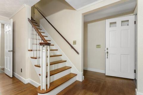 5 Jere Rd, Reading, MA 01867 photo 5