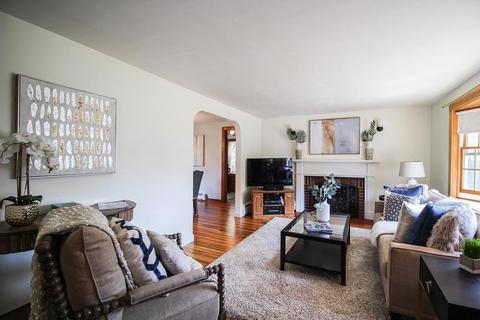 29 Granger Ave, Reading, MA 01867 photo 6