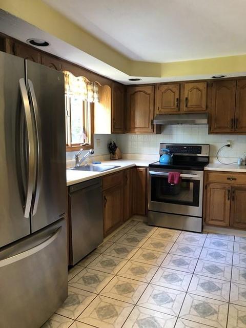 250 Overlook Dr, Raynham, MA 02767 photo 8