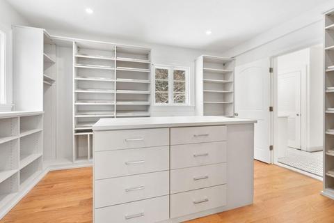 348 Buckminster Rd, Brookline, MA 02445 photo 12