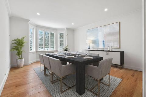 348 Buckminster Rd, Brookline, MA 02445 photo 5