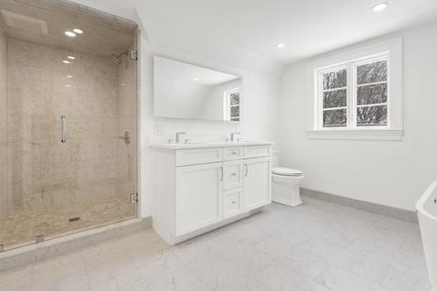348 Buckminster Rd, Brookline, MA 02445 photo 17