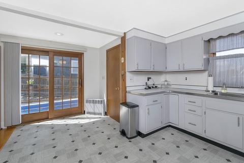 60 Bates Ave, Winthrop, MA 02152 photo 8