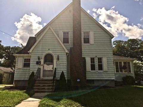 32 Park Ave, Webster, MA 01570 photo 2