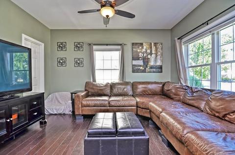 104 Kinsman, Everett, MA 02149 photo 6