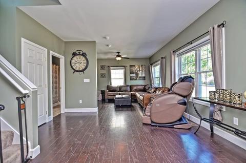 104 Kinsman, Everett, MA 02149 photo 3