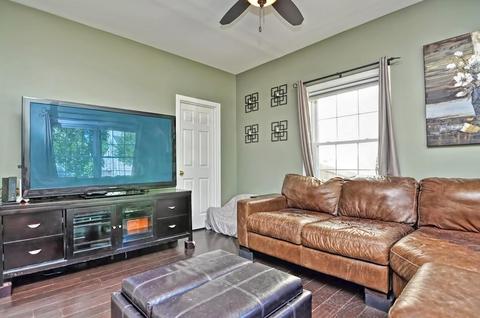 104 Kinsman, Everett, MA 02149 photo 7