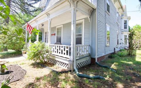 58 Church St, Ware, MA 01082 photo 4