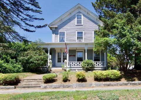 58 Church St, Ware, MA 01082 photo 2
