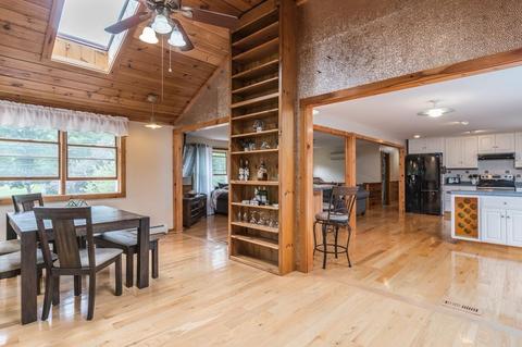 32 Balcom, Pelham, NH 03076 photo 9