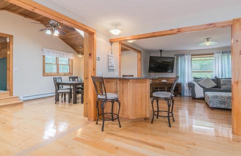 32 Balcom, Pelham, NH 03076 photo 4
