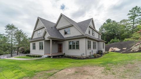 10 Whitehall Cir, Beverly, MA 01915