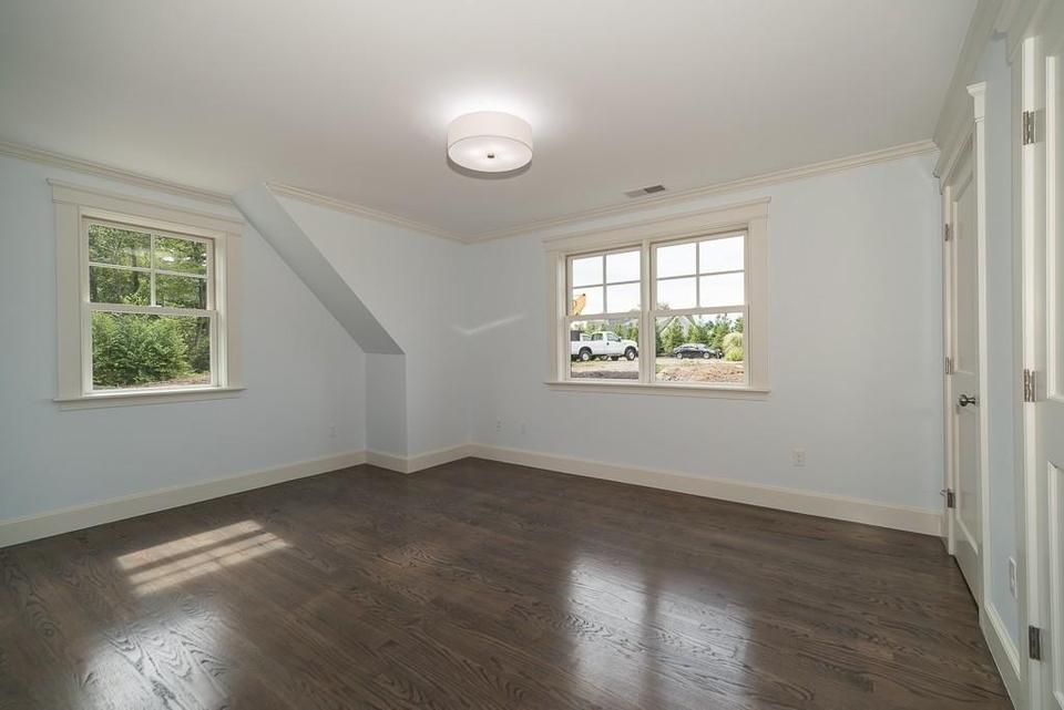  10 Whitehall Cir, Beverly, MA 01915 photo 21