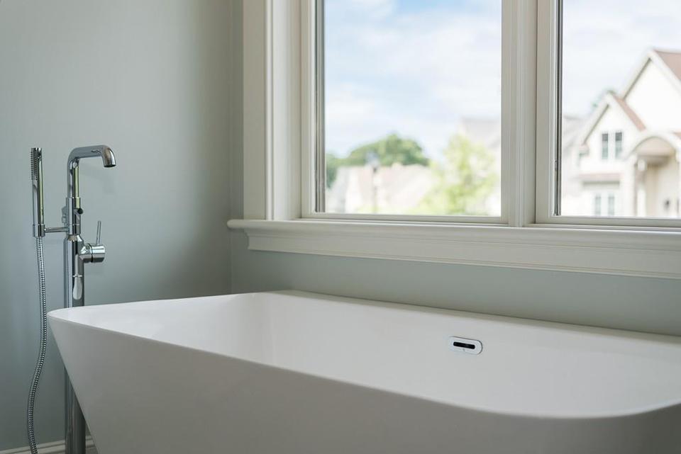  10 Whitehall Cir, Beverly, MA 01915 photo 14