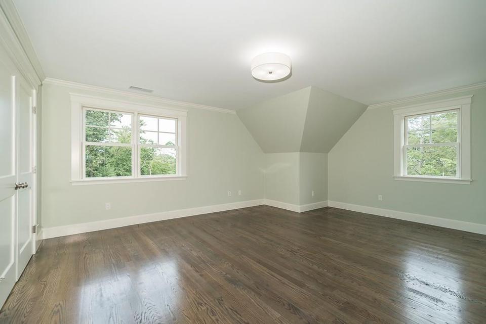  10 Whitehall Cir, Beverly, MA 01915 photo 23