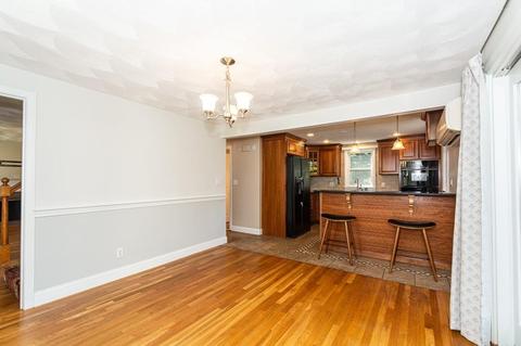 7 Bradford Rd, Reading, MA 01867 photo 10